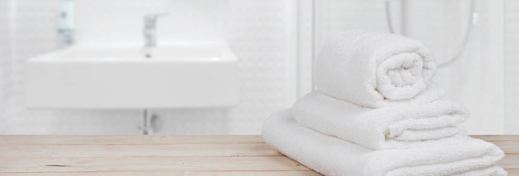 stack-of-white-towels__hero.jpg